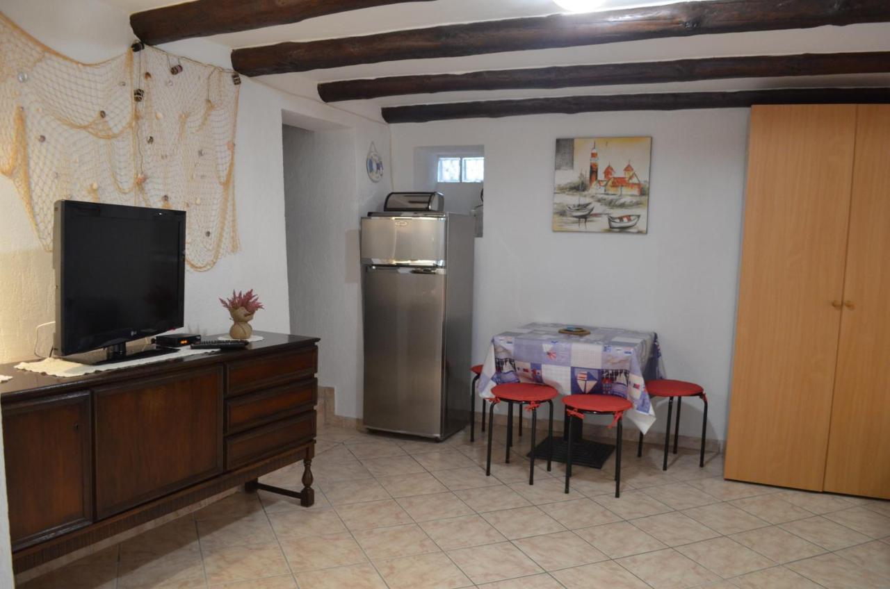 Apartment Stari Dvori Baška Zewnętrze zdjęcie